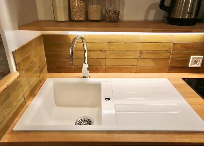 De Charme - Vieille - Proche *