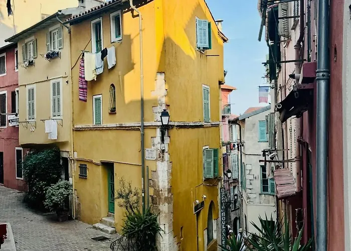 Apartmán De Charme - Vieille - Proche *